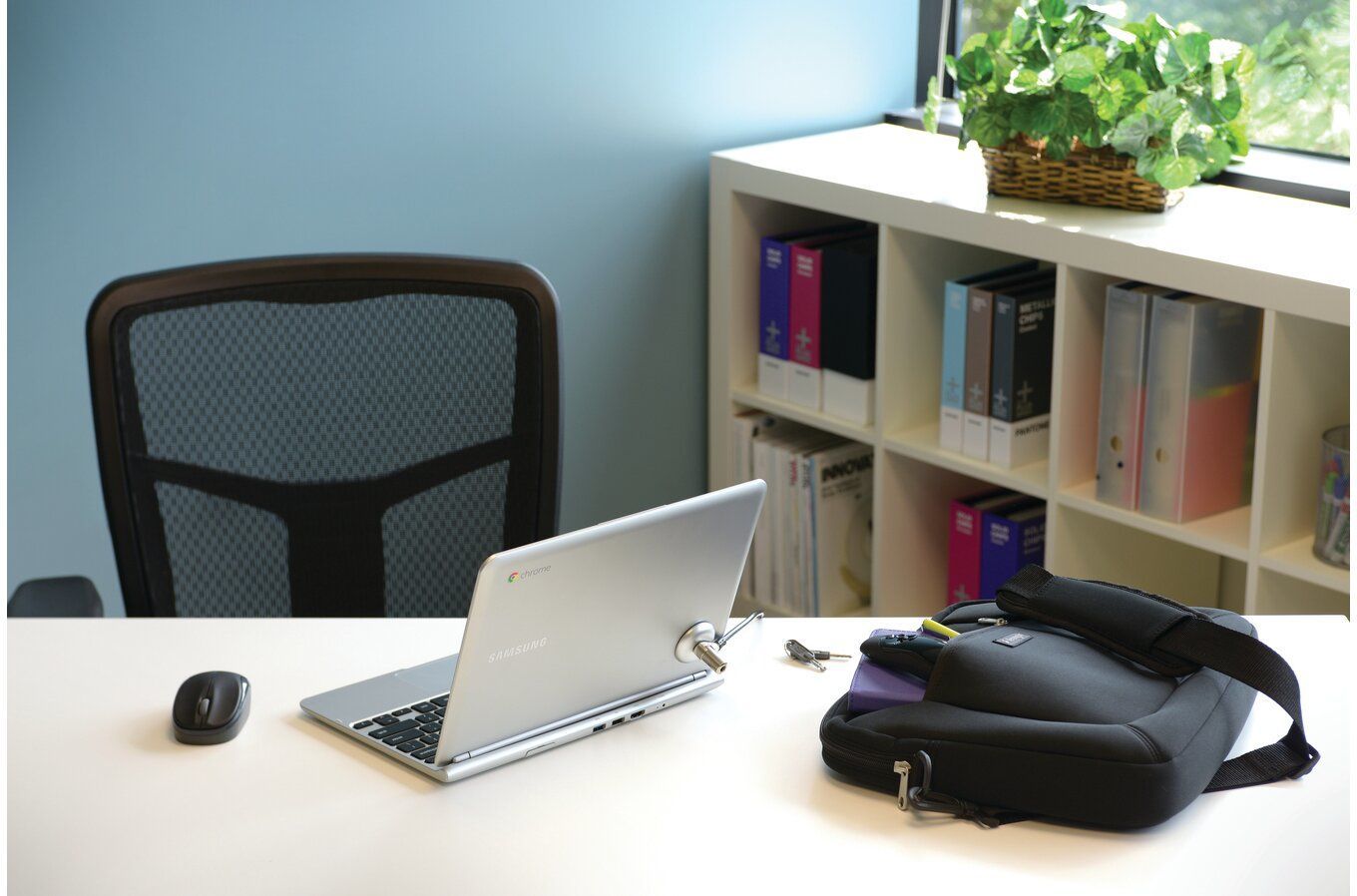 Kensington Kit adattatore dello slot di sicurezza per Ultrabook [K64995WW]